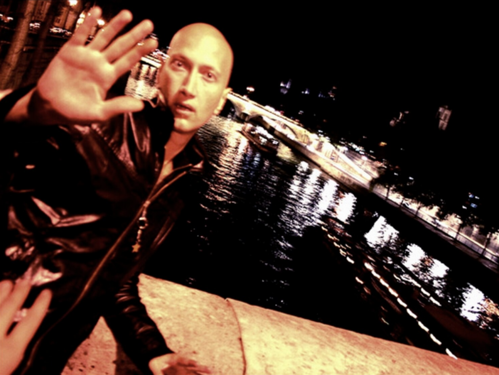 Paris Fashion Week, kolekcja Le Fantome sur le pont, model: Stefano Dorian.