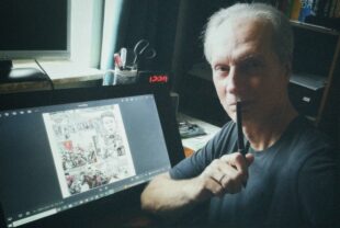 Tomasz Wilczkiewicz, politolog z wykształcenia, rysownik i ilustrator z zawodu.